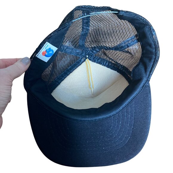 Vintage Black Fly Trucker Hat Black Flies Dont Just Bite They Suck Snapback - Picture 9 of 9